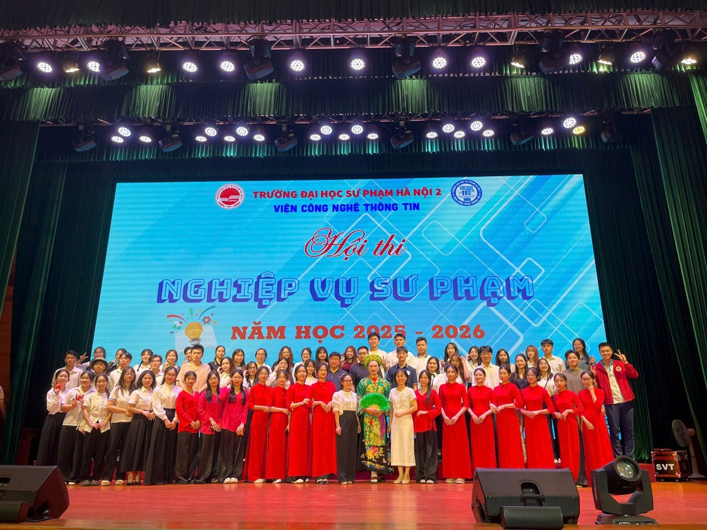 Hội thi Nghiệp vụ Sư phạm – hành trình tỏa sáng tài năng và tình yêu nghề của sinh viên Viện CNTT.