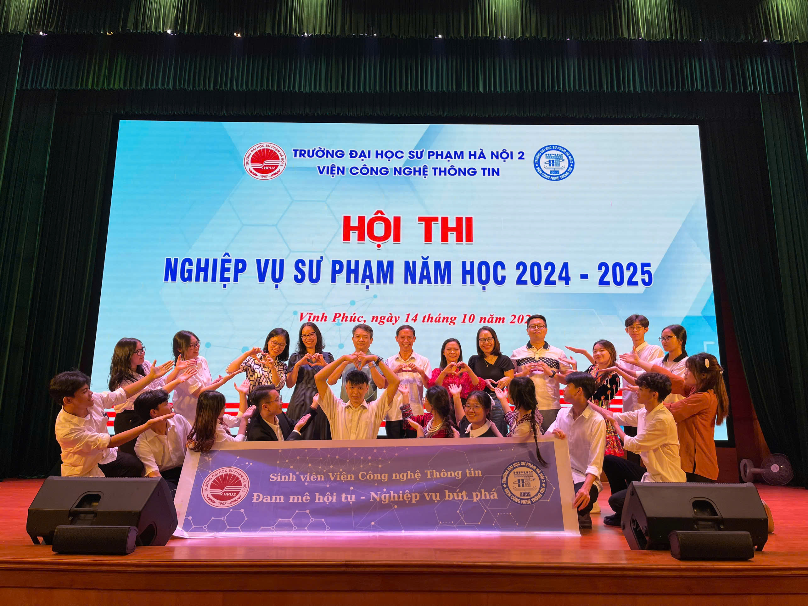 Hội thi Nghiệp vụ sư phạm Viện Công nghệ Thông tin, năm học 2024-2025 thành công tốt đẹp